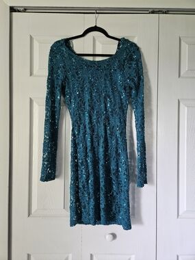 Emerald Sundae Teal Sequin Long-Sleeve Dress Medium